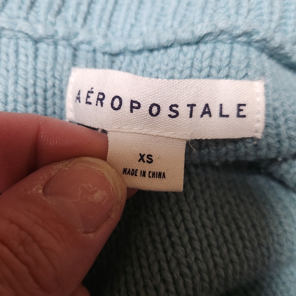 Aeropostale Blue V-Neck Cable Knit Sweater - Picture 3 of 3